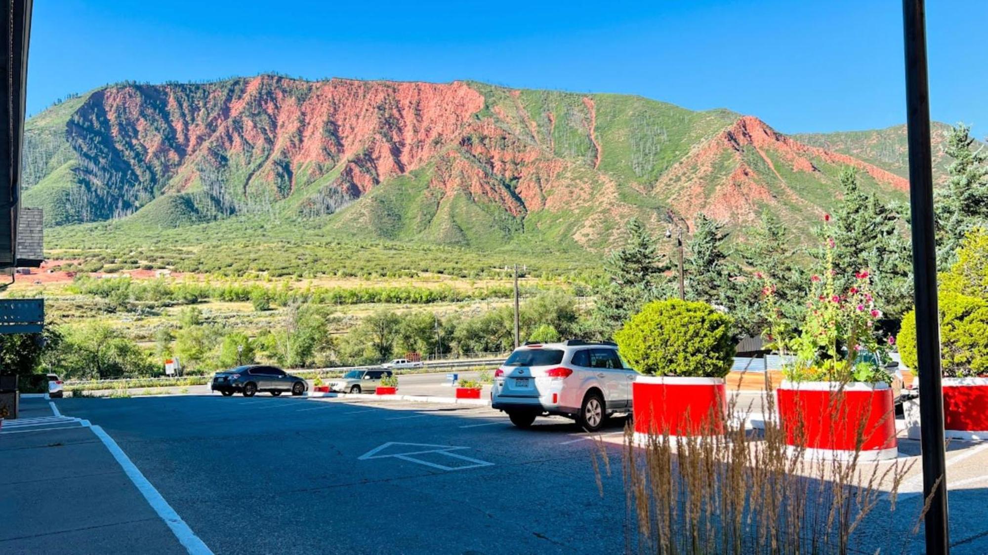 Adventure Inn - Glenwood Springs Exteriör bild